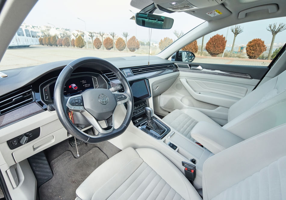 Volkswagen Passat 2023