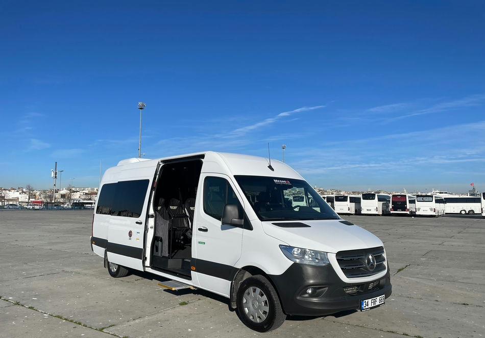 Mercedes-Benz Sprinter 2023
